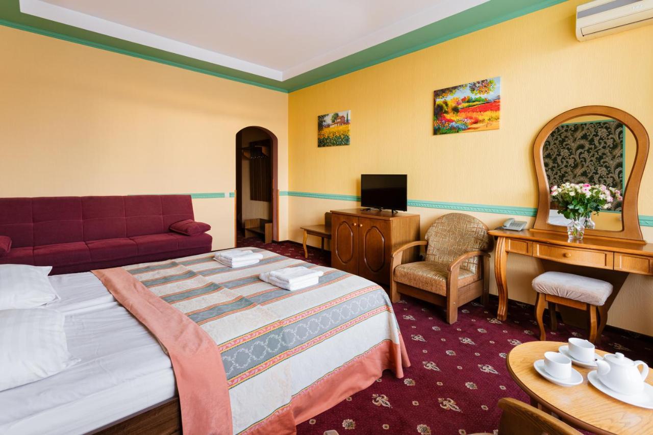 Tiso Apart Hotel Kyiv Exterior photo