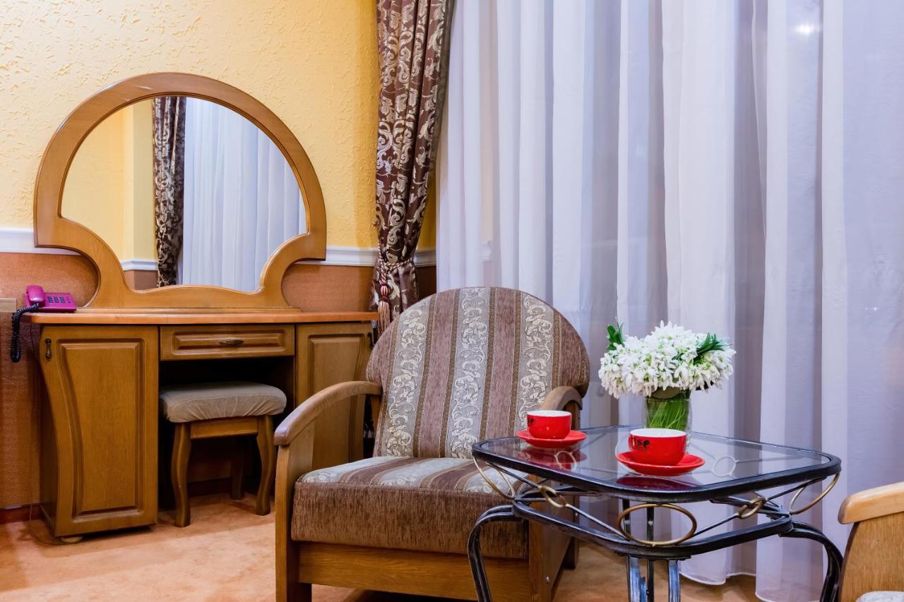 Tiso Apart Hotel Kyiv Exterior photo